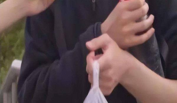 韦神玩的绝地求生是什么版本(韦神在绝地求生中对ak步枪的看法是什么?)