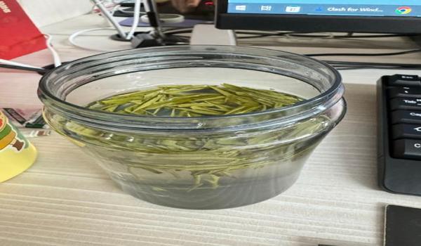 绝地求生火龙果辅助怎么用